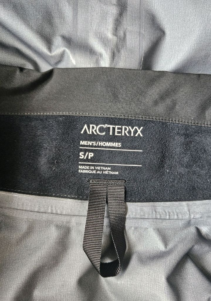 아크테릭스 X000007082 BLACK 남성 베타 고어텍스 바람막이 자켓 S 이미지