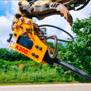 굴삭기뿌레카 017뿌레카 017브레이커 포크레인뿌레카 미니굴삭기 이미지