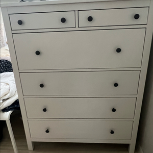 이케아 햄네스 서랍장 이미지