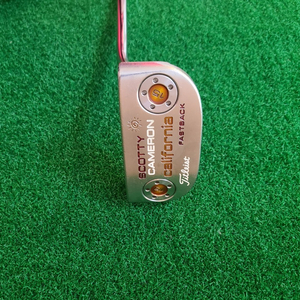 스카티카메론 켈리포니아 패스트백 퍼터 이미지