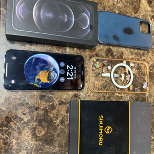 아이폰 12프로 512 팝니다. 이미지