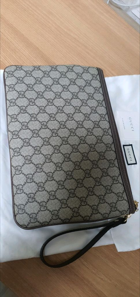 구찌 오피디아 클러치백 새상품급 정품(감정O)프라다루이비통디올고야드샤넬셀린느보테가생로랑버버리발렌시아가가방 이미지