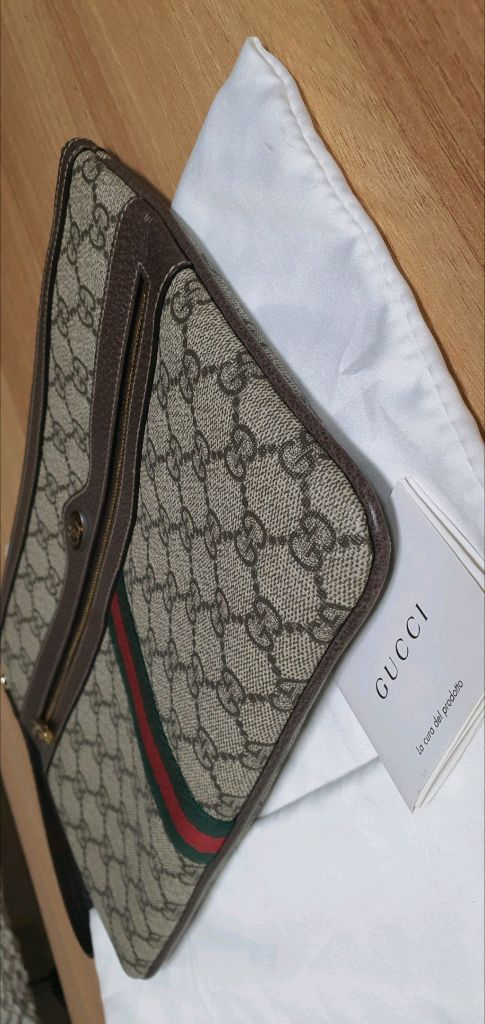 구찌 오피디아 클러치백 새상품급 정품(감정O)프라다루이비통디올고야드샤넬셀린느보테가생로랑버버리발렌시아가가방 이미지