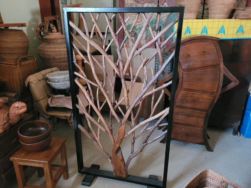 나무가지 디자인 인테리어파티션 이미지