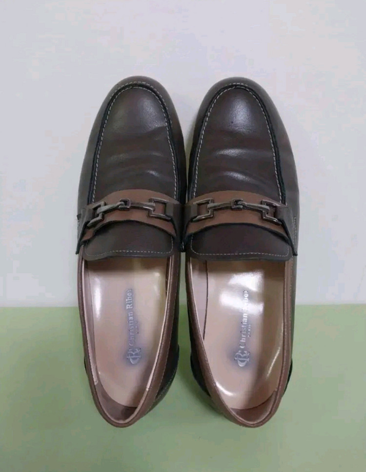 남성 크리스찬리봇 금속장식 로퍼, 단화 (280) 이미지