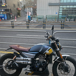 몬디알 힙스터 125cc 바이크 오토바이 팝니다 이미지