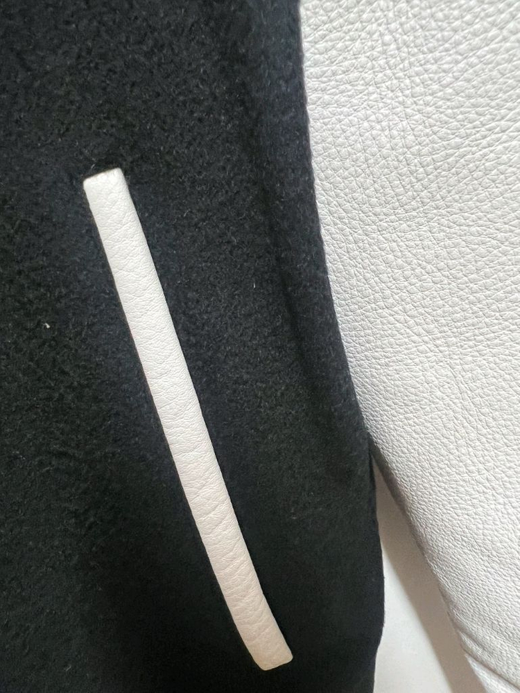 남성 야구점퍼 *브라운 블랙 화이트 가죽소매 바시티 자켓 이미지