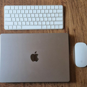 맥북프로 m1 max 32g 2t 배터리94% 완전S급 이미지