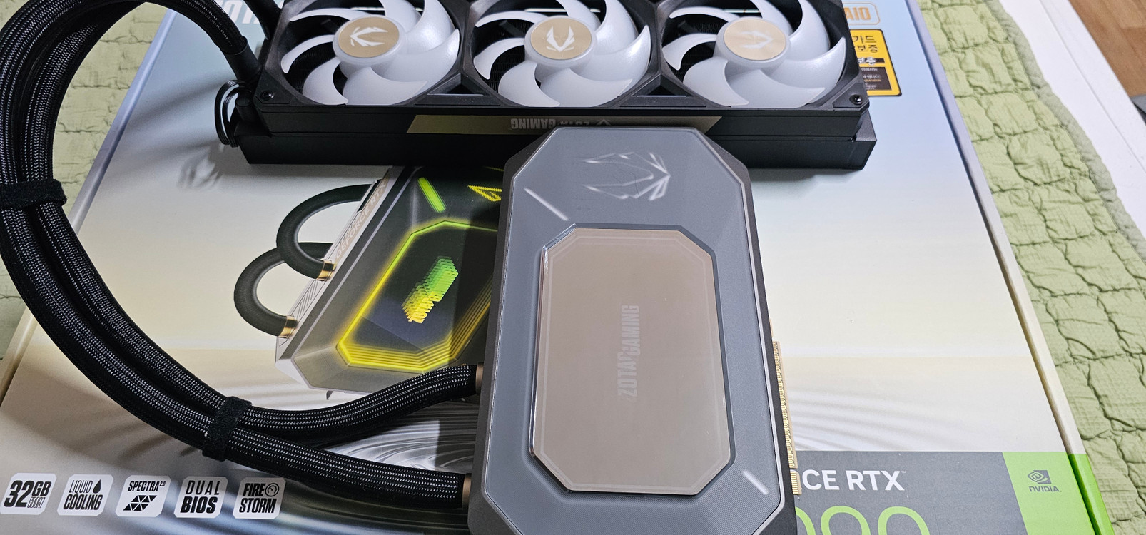 조텍 RTX 5090 아틱스톰(수냉) 그래픽카드 판매합니다 이미지