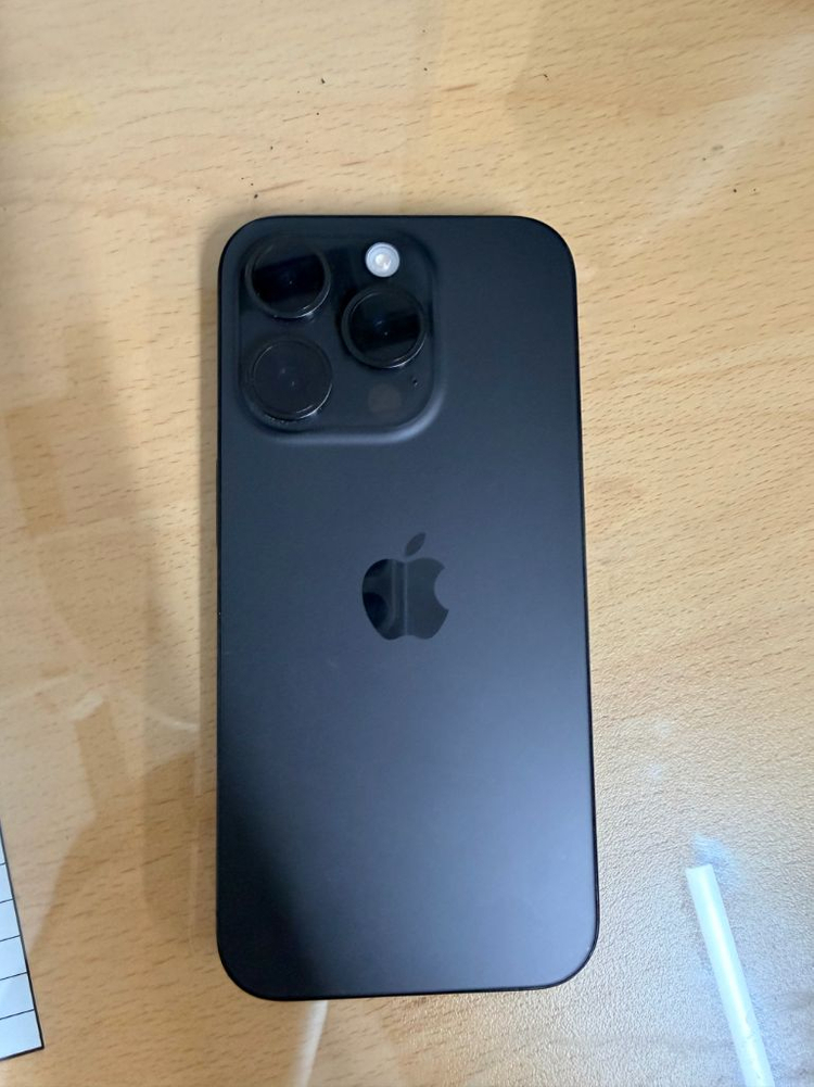 아이폰15프로 256GB 블랙 이미지