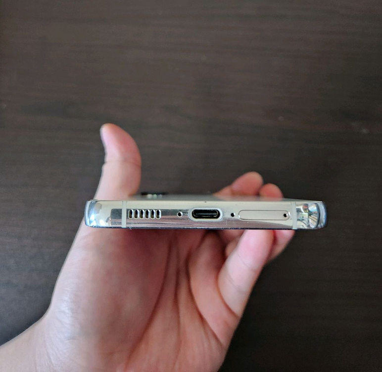 갤럭시 S23플러스 256GB 크림 판매합니다 이미지