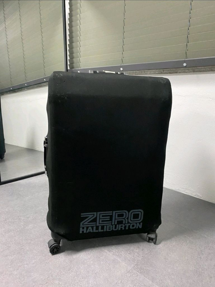 제로할리버튼 명품 하드 캐리어 케이스 판매 이미지