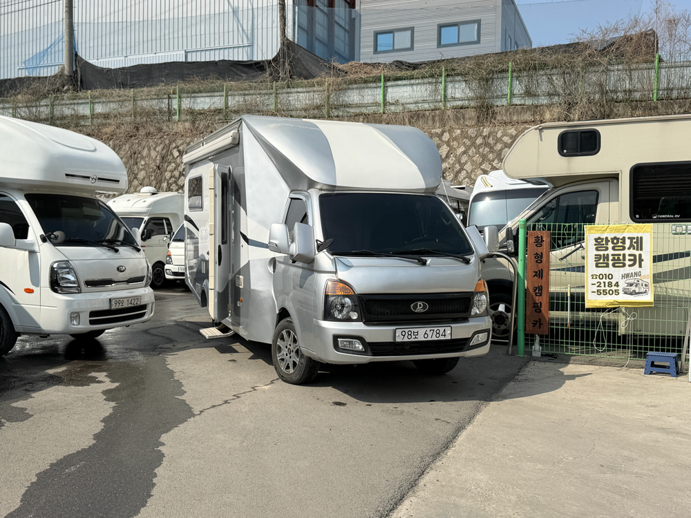 포터 캠핑카 중고 다온티앤티 포스650 이미지