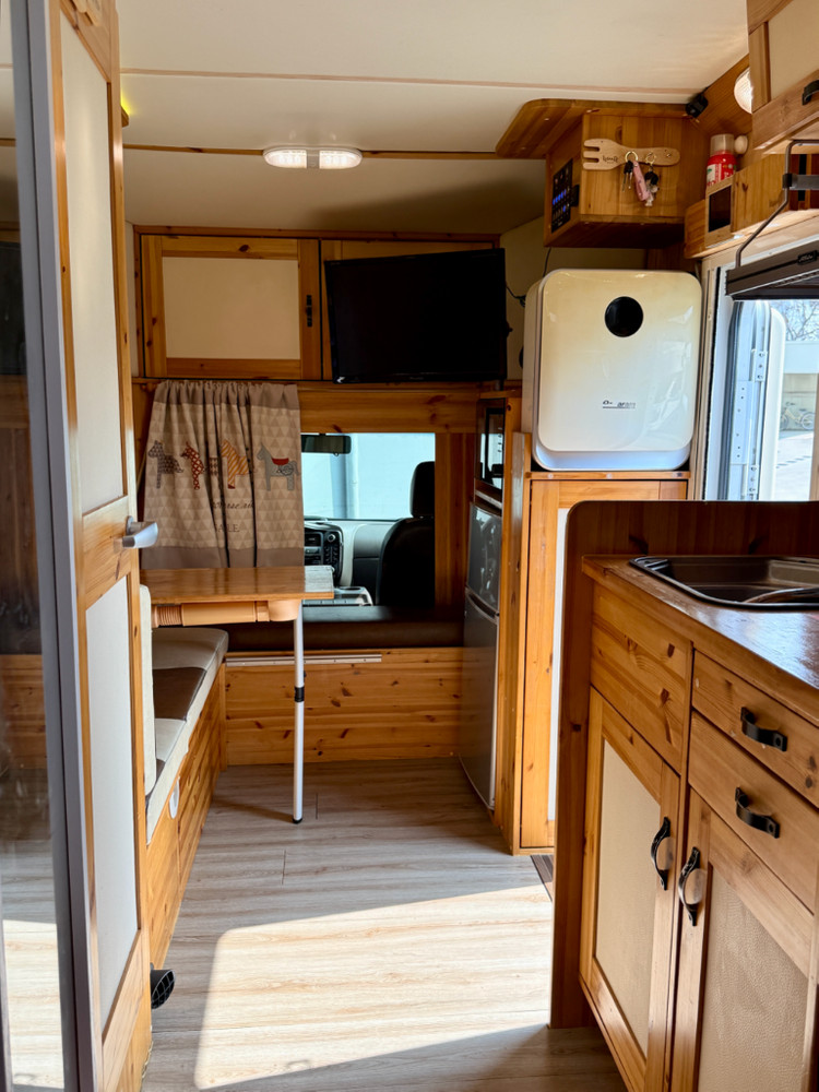 포터 캠핑카 중고 다온티앤티 포스650 이미지