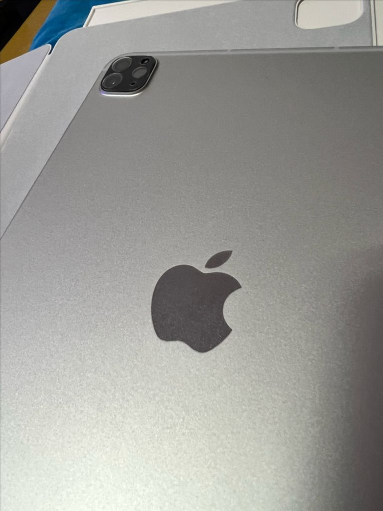 아이패드 프로 3세대 11인치 M1 셀룰러 2테라 최고사양제품 싸게판매 이미지