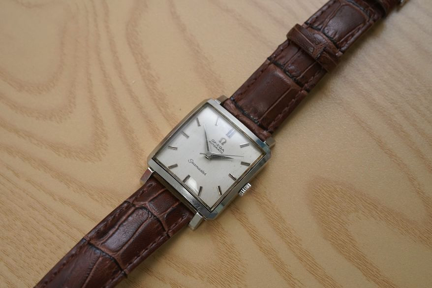 오메가 피오 세라믹/ 오메가 빈티지 탱크 이미지