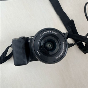 미러리스 카메라 소니 nex-5r 이미지