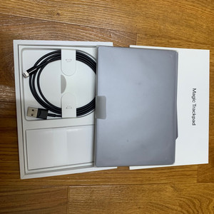 애플 Apple 매직 트랙패드 2세대 라이트닝 이미지