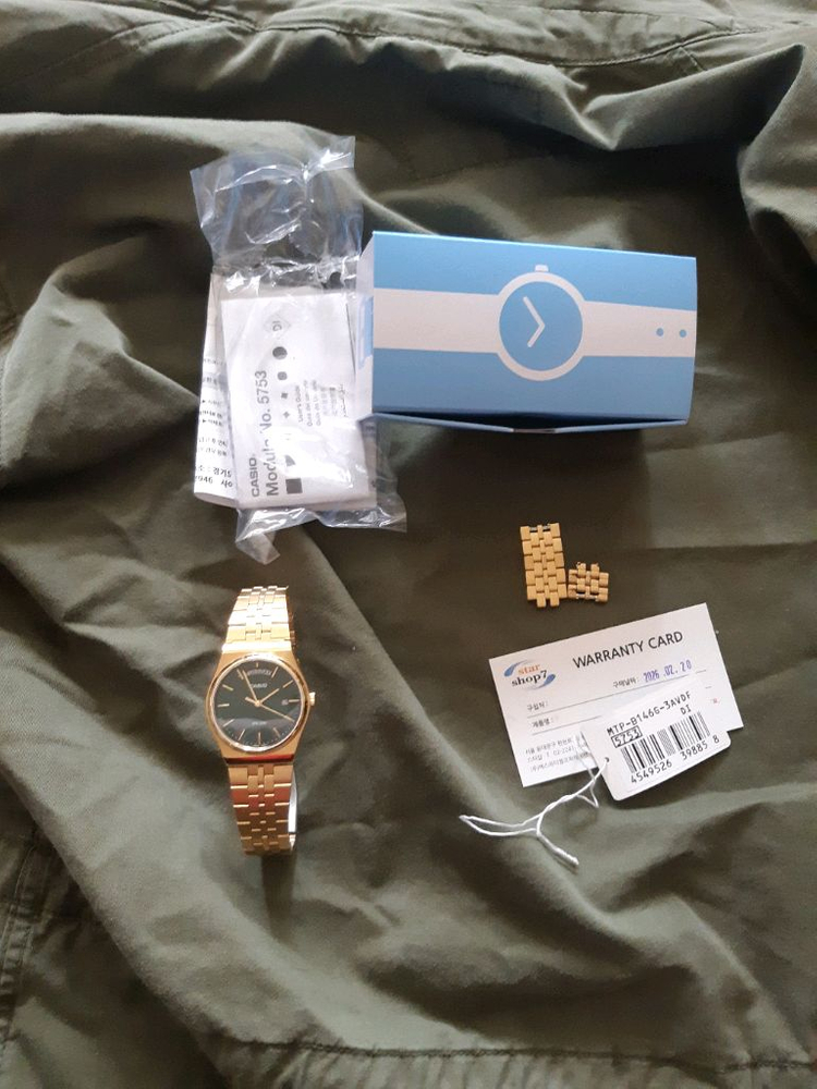 카시오 PRX젠타맛 MTP B146G 골드그린 금장 시계 이미지