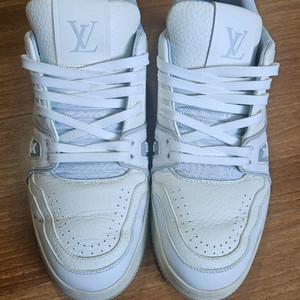 루이비통 LV 트레이너 스니커즈 화이트 #54 이미지