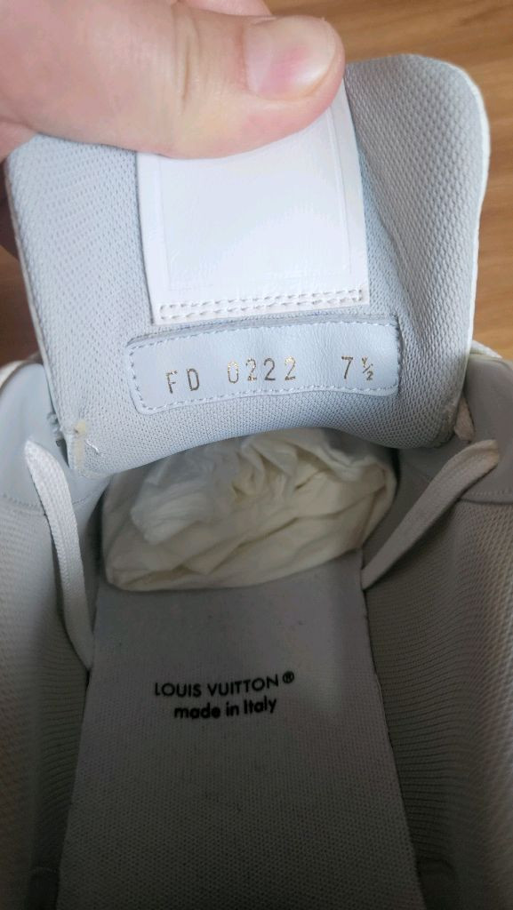 루이비통 LV 트레이너 스니커즈 화이트 #54 이미지