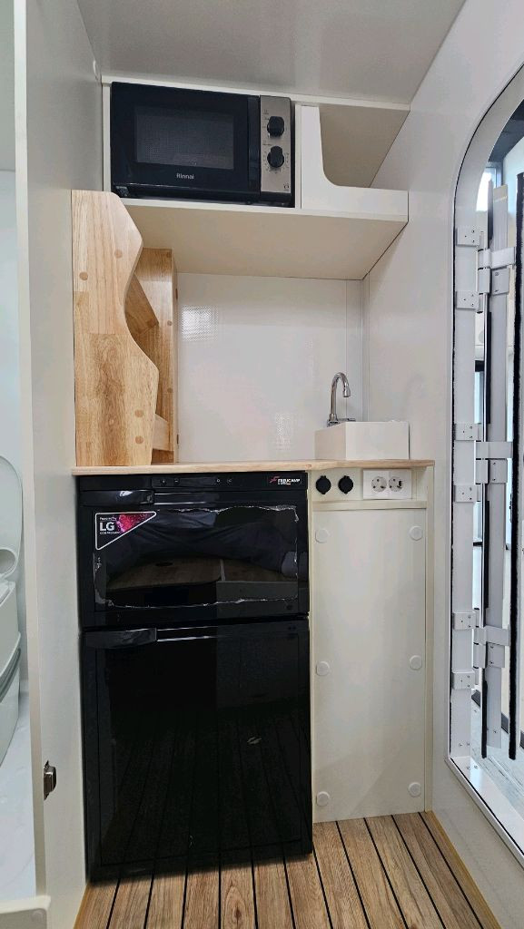 트럭캠퍼 차박스 이미지