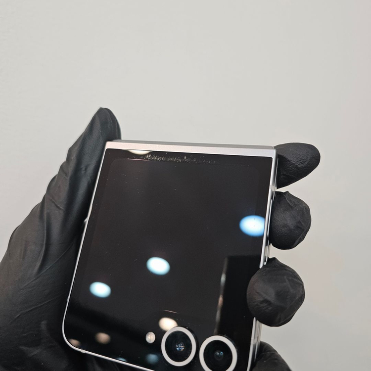 갤럭시Z플립6 256기가 실버 (무잔상) / 0311 이미지