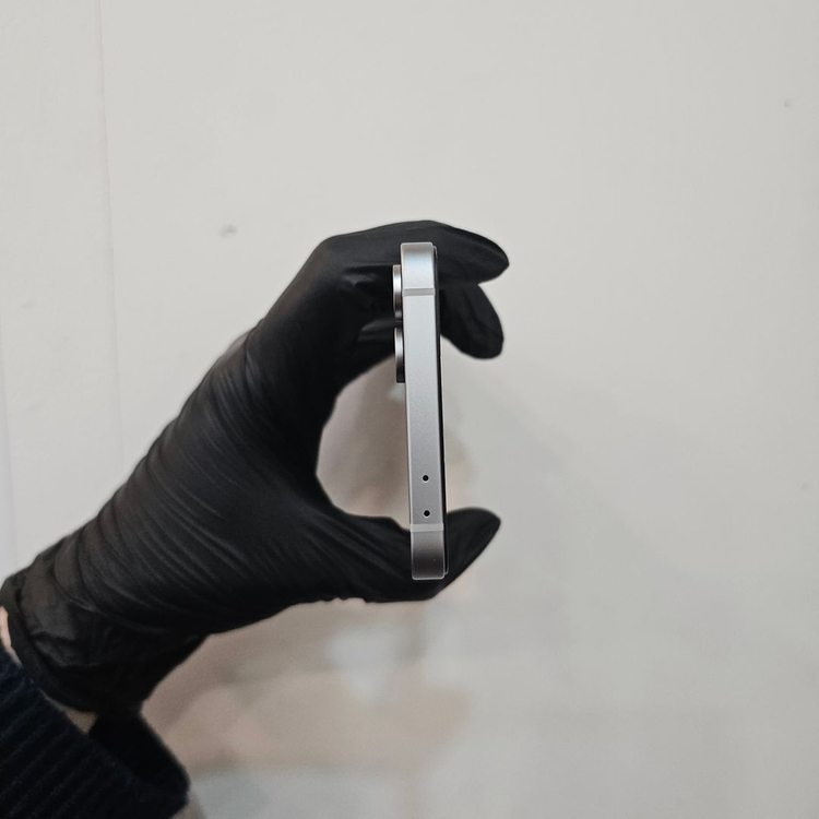 갤럭시Z플립6 256기가 실버 (무잔상) / 0311 이미지