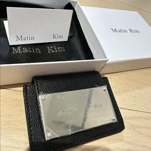 마뗑킴 지갑 블랙 새상품 이미지