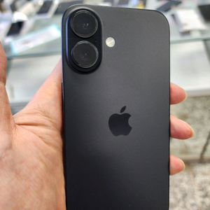 아이폰16 블랙 256기가 깨끗함(배터리91프로.수리이력없이 깔끔^^!) 이미지