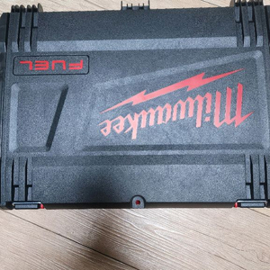 밀워키 전동드릴(M18 FHIW2F12) 이미지