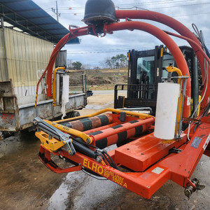 트랙터 랩핑기 이미지