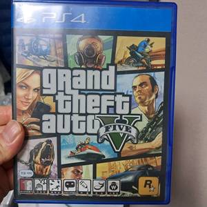 ps4 gta5 기스있으나 실행확인함 이미지