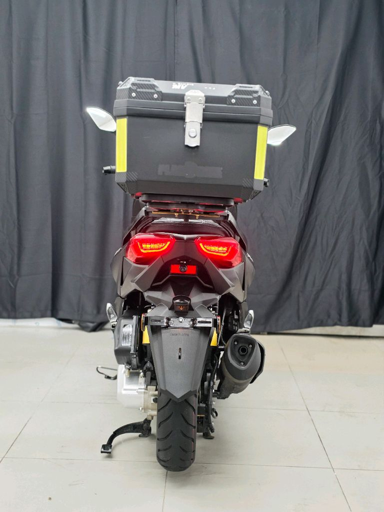 보스250 착한스쿠터 2026년식 6989KM 1인신조 무사고 신차급매물 오토바이 최저가 판매 이미지