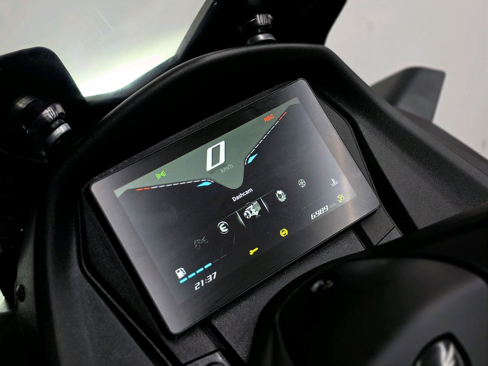 보스250 착한스쿠터 2026년식 6989KM 1인신조 무사고 신차급매물 오토바이 최저가 판매 이미지