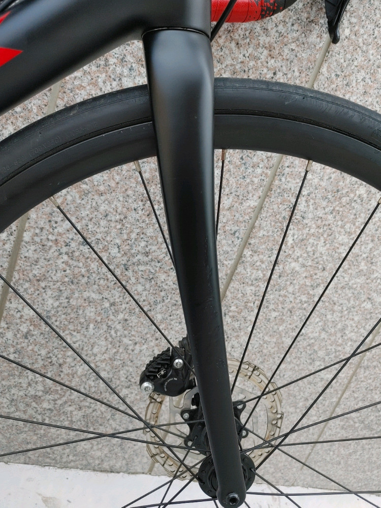 20년 트렉 에몬다sl5 디스크 카본 로드자전거 50사이즈 팔아요. 이미지