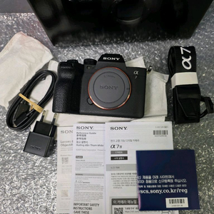 소니a7m4 판매합니다 2026년도7월보증 풀박스구성입니다 상태좋아요 교환가능 이미지