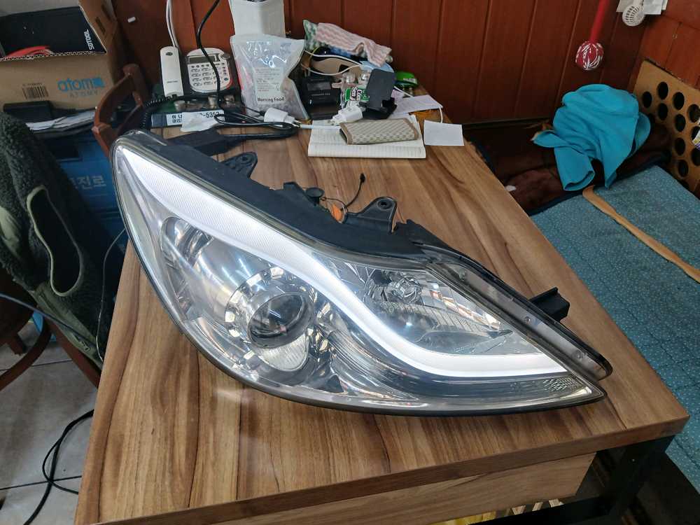 제네시스BH HID 9핀라이트 세트판매합니다. 이미지