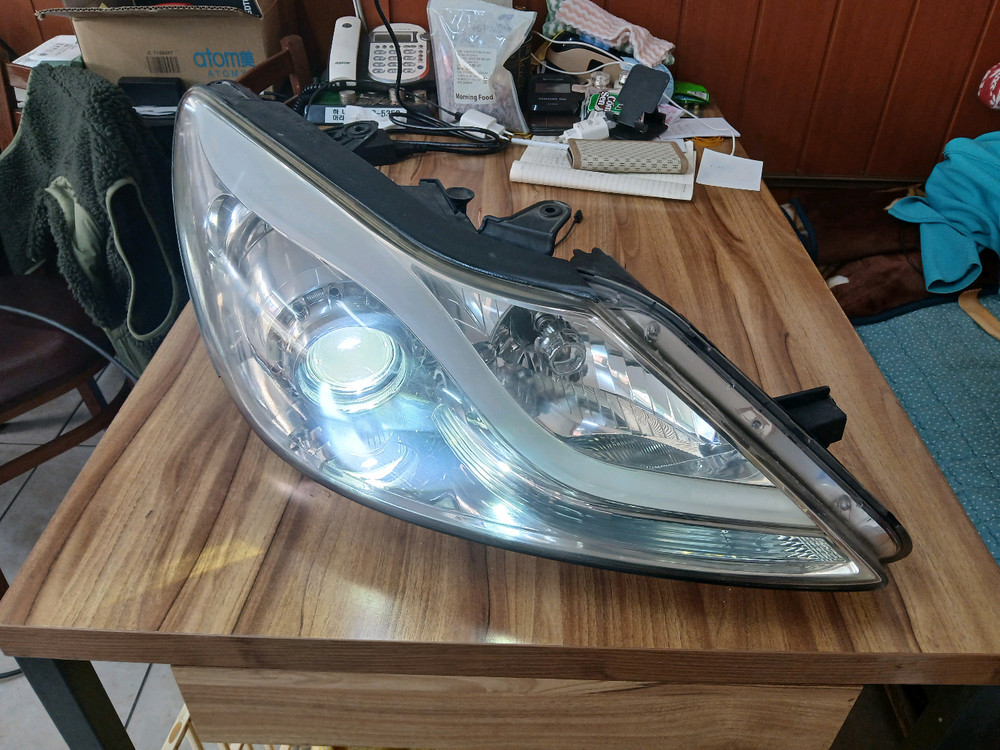 제네시스BH HID 9핀라이트 세트판매합니다. 이미지