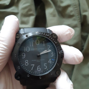 해밀턴 카키네이비 빌로우제로 테넷 리미티드에디션 888개 한정판 이미지