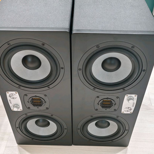 eve audio sc307 모니터링 스피커 이미지