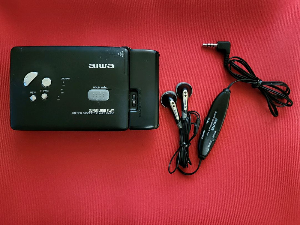 AIWA HS-PX630 아이와워크맨 정크기기 이미지