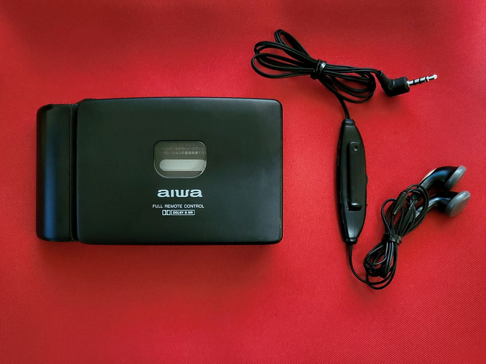 AIWA HS-PX630 아이와워크맨 정크기기 이미지