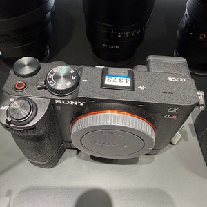 소니 A7CR 풀프레임 미러리스 이미지