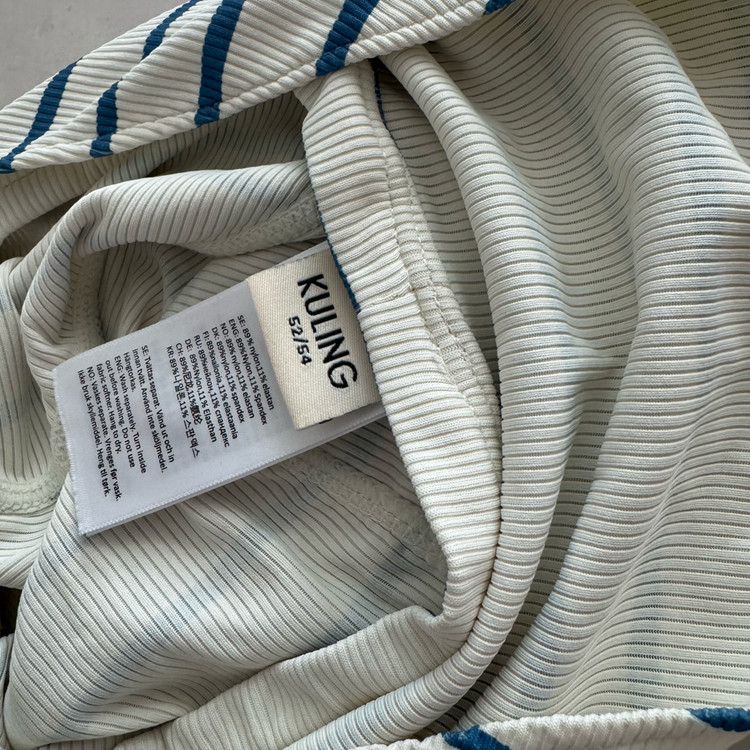 쿨링 딸기 스트라이프 래쉬가드 98-104 사이즈,모자 52-54 사이즈 이미지