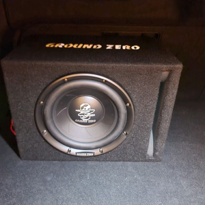 그라운드제로10 인치 앰프일체형 서브우퍼 판매합니다 이미지