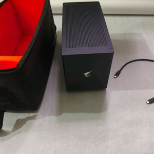 어로스 게이밍박스 3080 - AORUS RTX 3080 Gaming Box (eGPU) 이미지