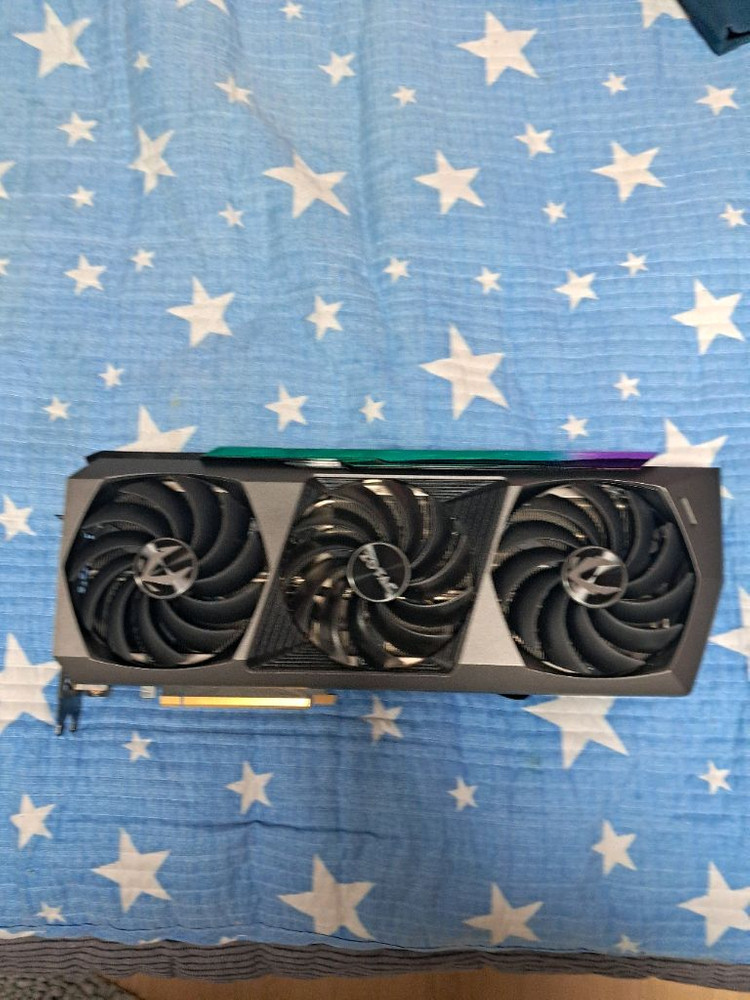 rtx 3090ti 조텍 익스트림 홀로그램 이미지