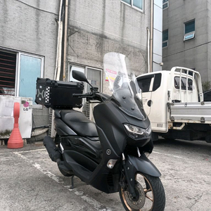 Nmax125 22년식 7만km 배달셋팅o 판매합니다. (오토바이) 이미지