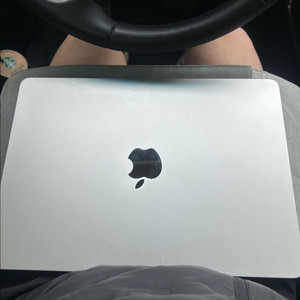 애플 맥북에어 m2 13인치 8/512 이미지